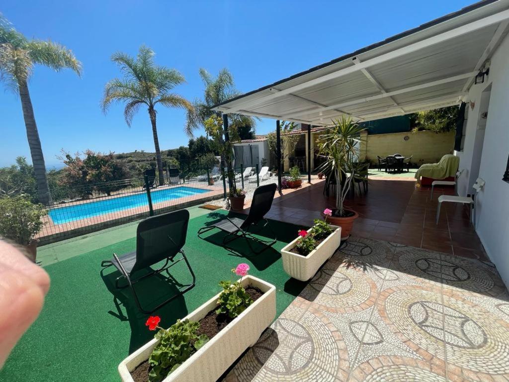 Villa La Paz Benajarafe Bagian luar foto