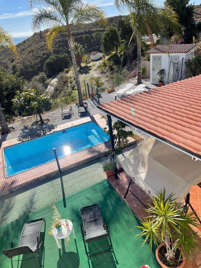 Villa La Paz Benajarafe Bagian luar foto